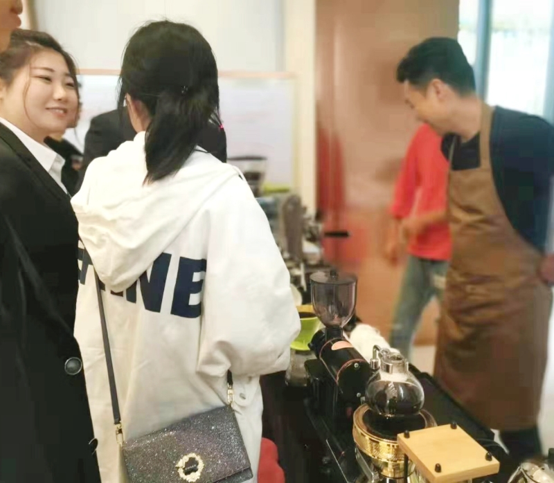 1570528990665053.jpg 9f98836f682d4d0cdf3c6397069e734.jpg